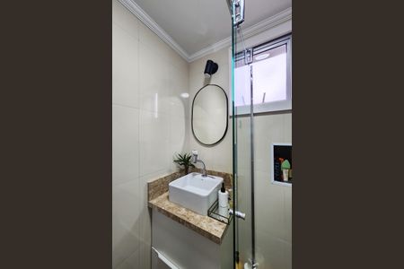 Apartamento à venda com 60m², 2 quartos e 1 vagaBanheiro Social