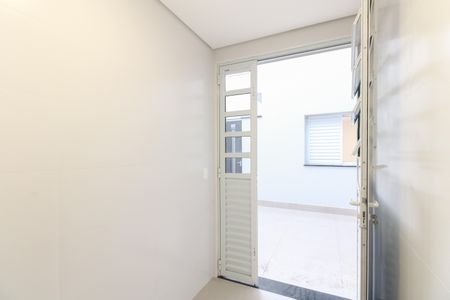 Casa de condomínio para alugar com 65m², 2 quartos e sem vaga Casa de condomínio para alugar com 65m², 2 quartos e sem vagaÁrea de Serviço