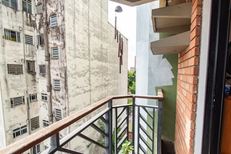 Apartamento à venda com 180m², 4 quartos e 2 vagas Apartamento à venda com 180m², 4 quartos e 2 vagasVaranda da suíte 2