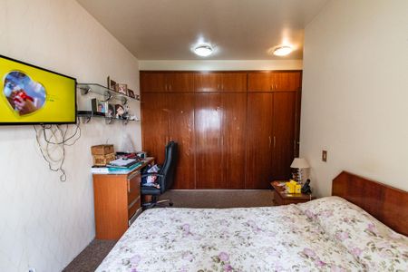 Apartamento à venda com 180m², 4 quartos e 2 vagas Apartamento à venda com 180m², 4 quartos e 2 vagasSuíte 2