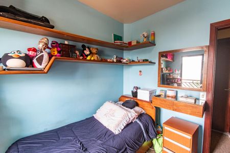 Apartamento à venda com 180m², 4 quartos e 2 vagas Apartamento à venda com 180m², 4 quartos e 2 vagasQuarto 2