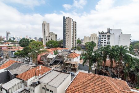 Apartamento à venda com 180m², 4 quartos e 2 vagas Apartamento à venda com 180m², 4 quartos e 2 vagasVista da suíte 1