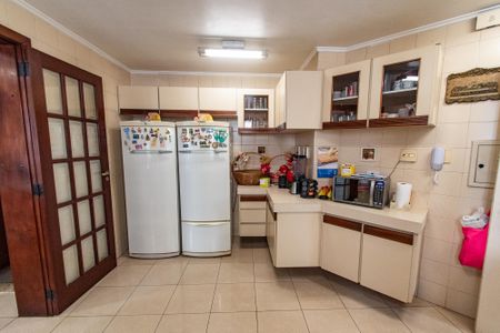 Apartamento à venda com 180m², 4 quartos e 2 vagas Apartamento à venda com 180m², 4 quartos e 2 vagasCozinha