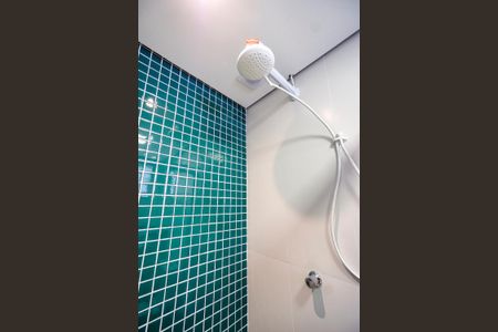 Banheiro de casa de condomínio para alugar com 1 quarto, 35m² em Vila Gomes Cardim, São Paulo