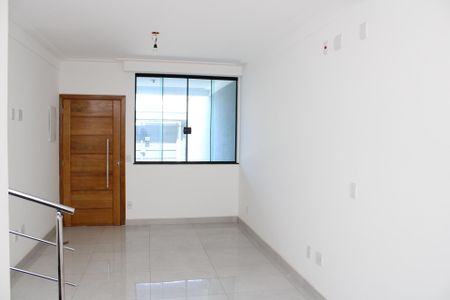 Sala de casa à venda com 3 quartos, 95m² em Vila Oratorio, São Paulo