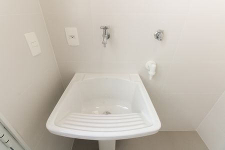 Casa de condomínio para alugar com 74m², 2 quartos e sem vaga Casa de condomínio para alugar com 74m², 2 quartos e sem vagaÁrea de Serviço