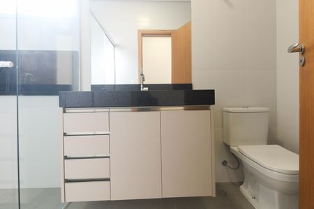 Casa de condomínio para alugar com 74m², 2 quartos e sem vaga Casa de condomínio para alugar com 74m², 2 quartos e sem vagaBanheiro