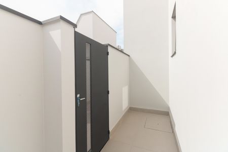 Casa de condomínio para alugar com 74m², 2 quartos e sem vaga Casa de condomínio para alugar com 74m², 2 quartos e sem vagaQuintal