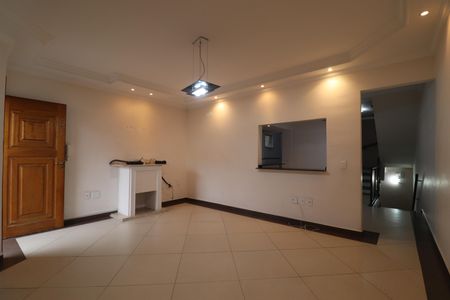 Sala de casa à venda com 4 quartos, 152m² em Parque das Nações, Santo André