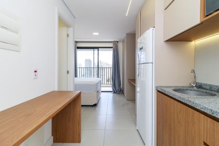 Studio de kitnet/studio para alugar com 0 quarto, 25m² em Santo Amaro, São Paulo