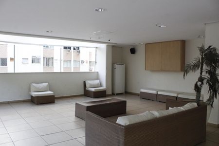 Apartamento à venda com 63m², 2 quartos e 1 vagaÁrea comum