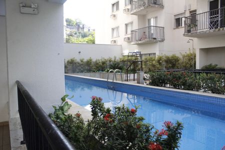 Apartamento à venda com 63m², 2 quartos e 1 vagaÁrea comum