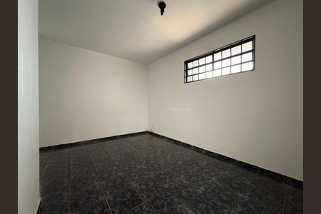 Sala de apartamento para alugar com 2 quartos, 80m² em Vila Tiberio, Ribeirão Preto