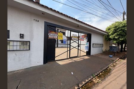 Apartamento para alugar com 80m², 2 quartos e sem vaga Apartamento para alugar com 80m², 2 quartos e sem vagaFachada