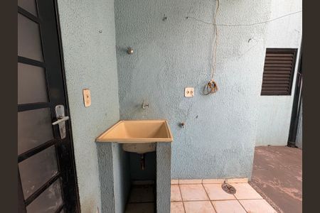 Apartamento para alugar com 80m², 2 quartos e sem vaga Apartamento para alugar com 80m², 2 quartos e sem vagaÁrea de Serviço