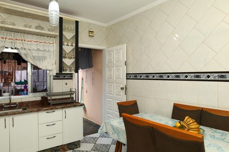 Casa à venda com 300m², 4 quartos e 3 vagasCozinha
