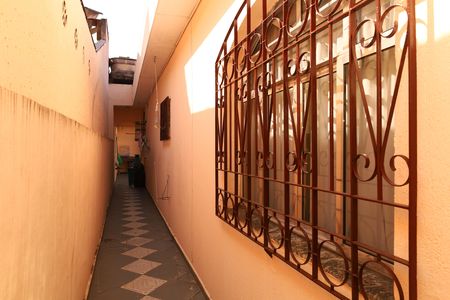 Casa à venda com 300m², 4 quartos e 3 vagasCorredor Externo