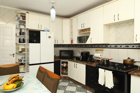 Cozinha de casa à venda com 4 quartos, 300m² em Vila Giordano, São Paulo