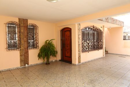 Casa à venda com 300m², 4 quartos e 3 vagasGaragem