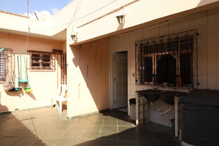 Área de Serviço de casa à venda com 4 quartos, 300m² em Vila Giordano, São Paulo