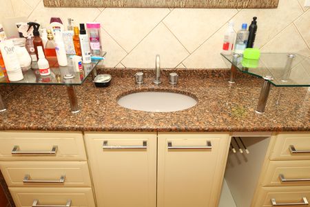 Casa à venda com 300m², 4 quartos e 3 vagasBanheiro da Suíte
