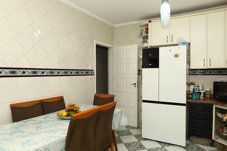 Casa à venda com 300m², 4 quartos e 3 vagasCozinha