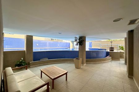 Apartamento à venda com 184m², 3 quartos e 2 vagas Apartamento à venda com 184m², 3 quartos e 2 vagasÁrea comum