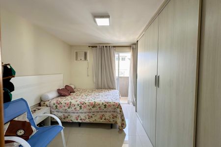Apartamento à venda com 184m², 3 quartos e 2 vagas Apartamento à venda com 184m², 3 quartos e 2 vagasSuíte 1