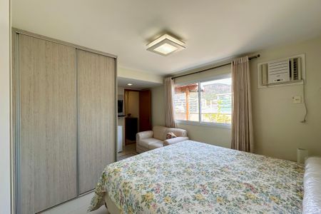 Apartamento à venda com 184m², 3 quartos e 2 vagas Apartamento à venda com 184m², 3 quartos e 2 vagasSuíte 2