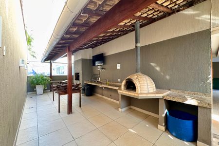 Apartamento à venda com 184m², 3 quartos e 2 vagas Apartamento à venda com 184m², 3 quartos e 2 vagasÁrea comum