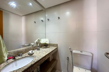 Apartamento à venda com 184m², 3 quartos e 2 vagas Apartamento à venda com 184m², 3 quartos e 2 vagasLavabo