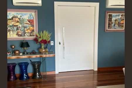 Apartamento à venda com 180m², 3 quartos e 3 vagasSala