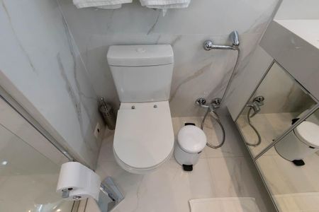 Apartamento à venda com 162m², 3 quartos e 4 vagasBanheiro da Suíte