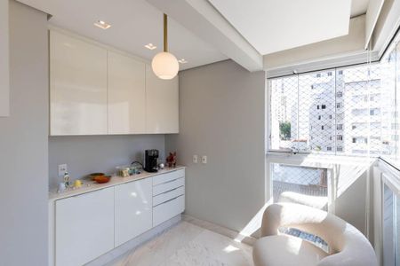 Apartamento à venda com 162m², 3 quartos e 4 vagasSala