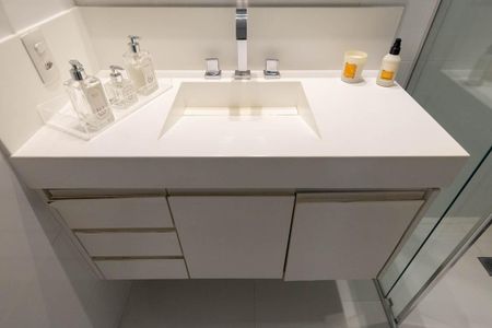 Apartamento à venda com 162m², 3 quartos e 4 vagasBanheiro 2