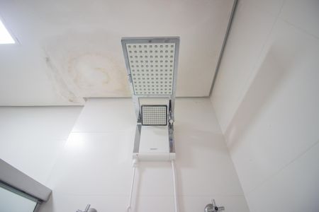 Apartamento à venda com 65m², 2 quartos e 2 vagasBanheiro Social