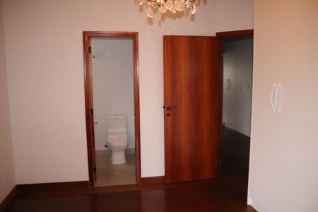 Apartamento para alugar com 195m², 2 quartos e 3 vagasSuíte 1