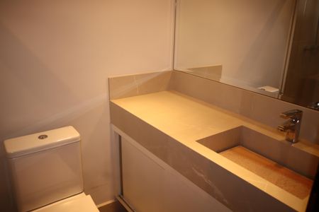 Apartamento para alugar com 195m², 2 quartos e 3 vagasBanheiro da Suíte 1