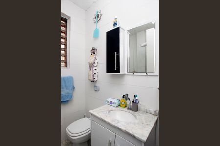 Banheiro Social de apartamento à venda com 1 quarto, 42m² em Centro Histórico, Porto Alegre