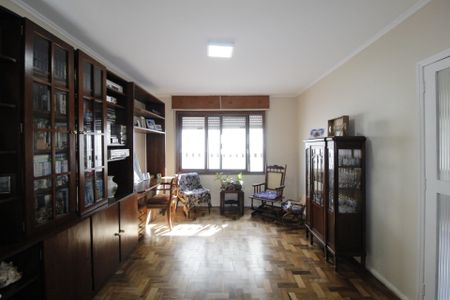 Sala de casa para alugar com 4 quartos, 300m² em Três Figueiras, Porto Alegre