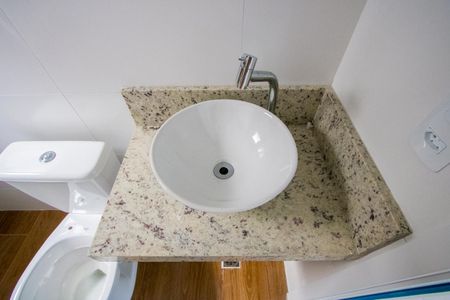 Apartamento à venda com 50m², 2 quartos e 1 vaga Apartamento à venda com 50m², 2 quartos e 1 vagaBanheiro social