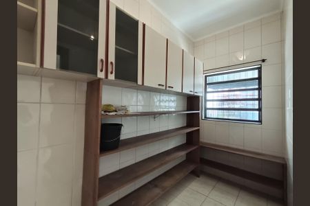 Casa à venda com 194m², 4 quartos e 4 vagas Casa à venda com 194m², 4 quartos e 4 vagasDespensa