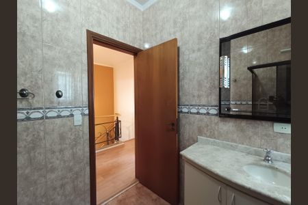 Casa à venda com 194m², 4 quartos e 4 vagas Casa à venda com 194m², 4 quartos e 4 vagasBanheiro