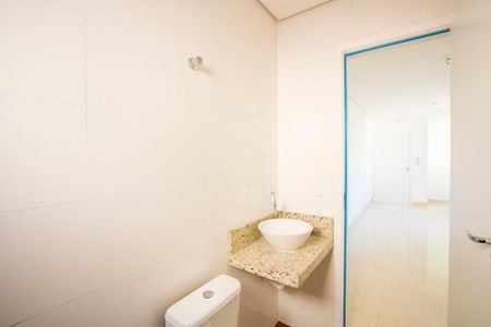Apartamento à venda com 89m², 2 quartos e 1 vaga Apartamento à venda com 89m², 2 quartos e 1 vagaBanheiro Social