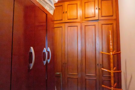 Apartamento à venda com 250m², 5 quartos e 3 vagas Apartamento à venda com 250m², 5 quartos e 3 vagasQuarto de Serviço 2