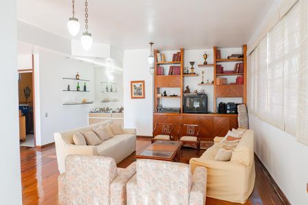 Apartamento à venda com 250m², 5 quartos e 3 vagas Apartamento à venda com 250m², 5 quartos e 3 vagasSala 2