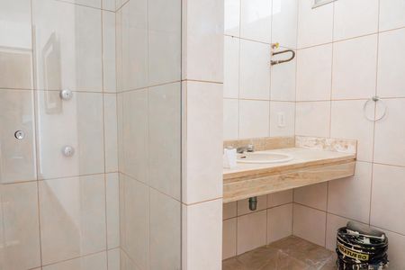 Apartamento à venda com 250m², 5 quartos e 3 vagas Apartamento à venda com 250m², 5 quartos e 3 vagasBanheiro 3