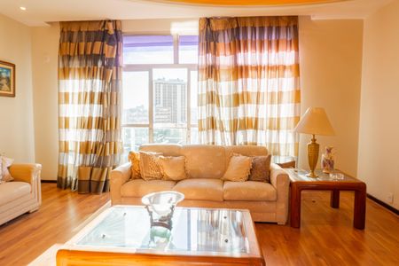 Sala de apartamento à venda com 5 quartos, 250m² em Tijuca, Rio de Janeiro