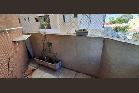 Apartamento à venda com 180m², 3 quartos e 3 vagasVaranda