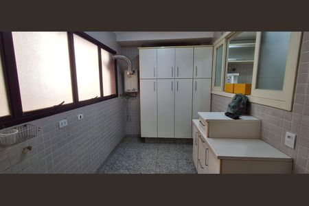 Apartamento à venda com 180m², 3 quartos e 3 vagasÁrea de Serviço